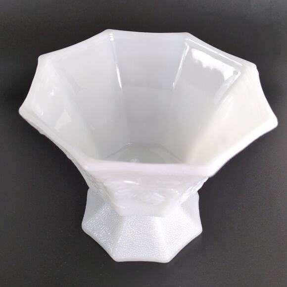 Vtg Anchor Hocking Grapes & Leaves Milk Glass Pedestal Candy Dish & Lid Stippled - Picture 7 of 12